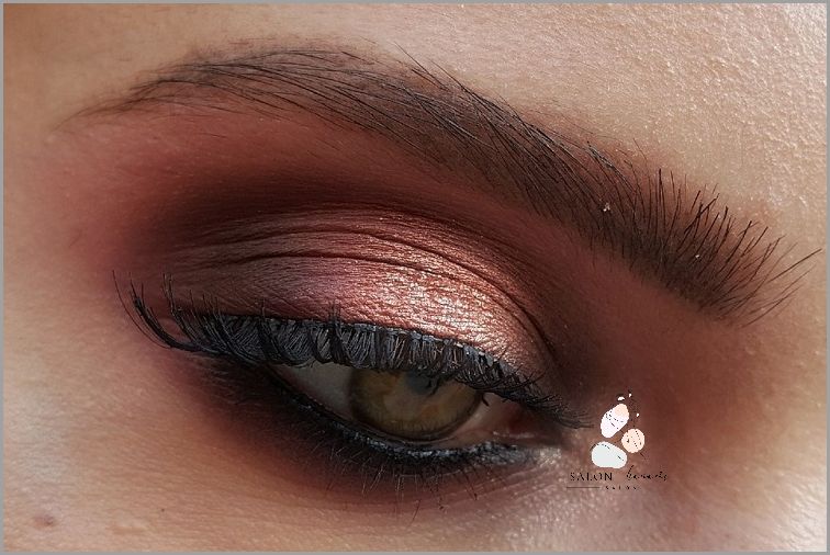 10 Idealnych Kolorów Do Brązowych Oczu!