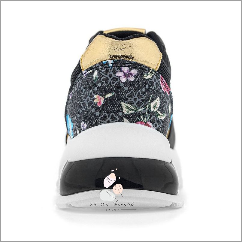 Beżowe Botki Na Platformie: Moda Najwyższych Lotów!