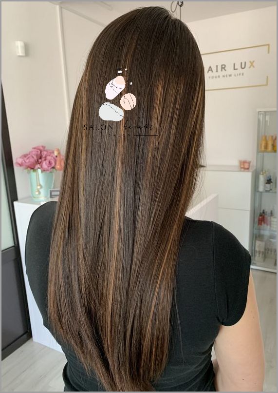 Fryzura Bob Z Grzywką Na Skos - Odmienisz Swój Wygląd!