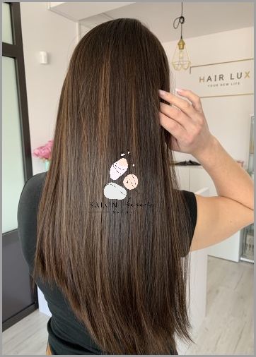 Fryzura Bob Z Grzywką Na Skos - Odmienisz Swój Wygląd!