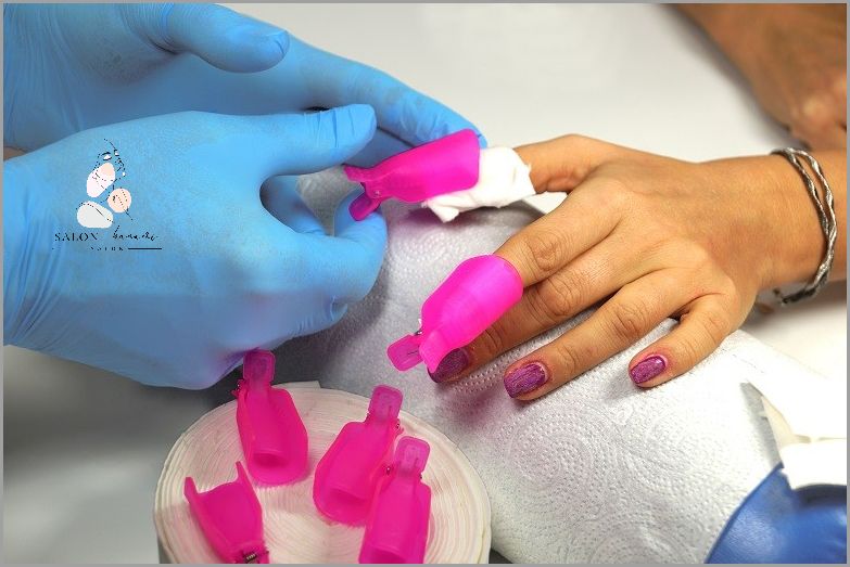 Jak Ściągnąć Hybrydę Acetonem? Sprawdź!