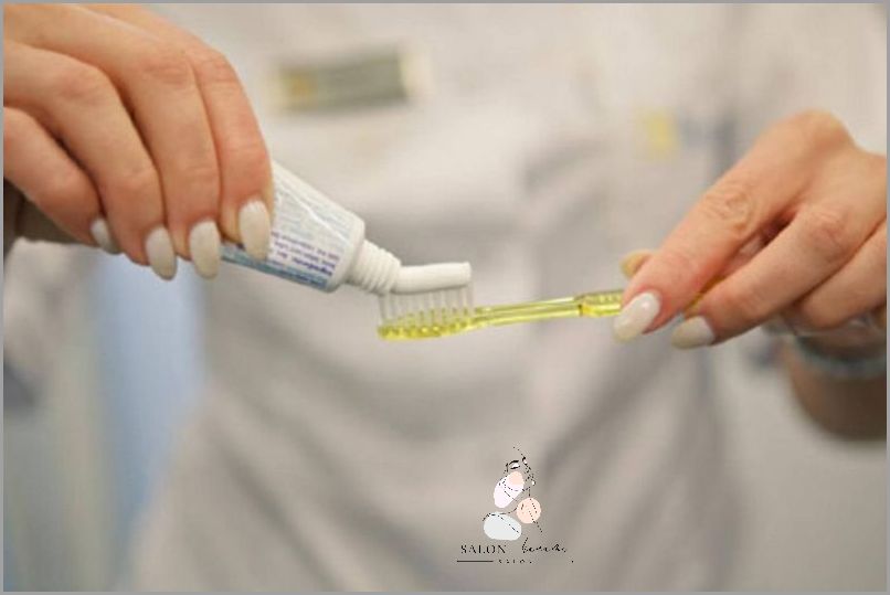 Jak Pozbyć Się Żółtych Przebarwień Na Paznokciach?