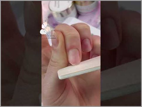 Jak Przedłużyć Paznokcie Żelem? Sprawdź!