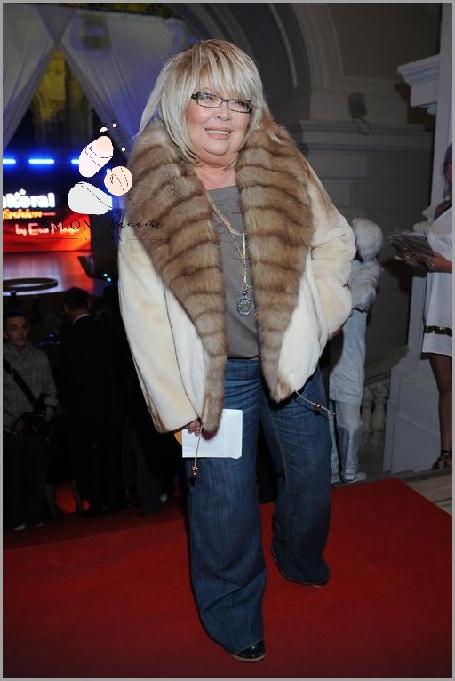 Kolor Włosów Dla 40 Latki: Sprawdź, Jak Wyglądać Młodo!