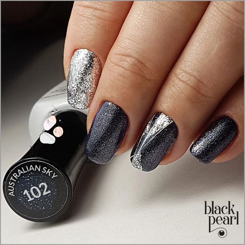 Lakier Z Czarnymi Drobinkami - Oszałamiający Efekt!