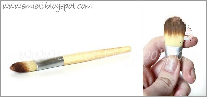 Pędzel Do Podkładu Flawless Brush - Bez Skazy Wygląd!