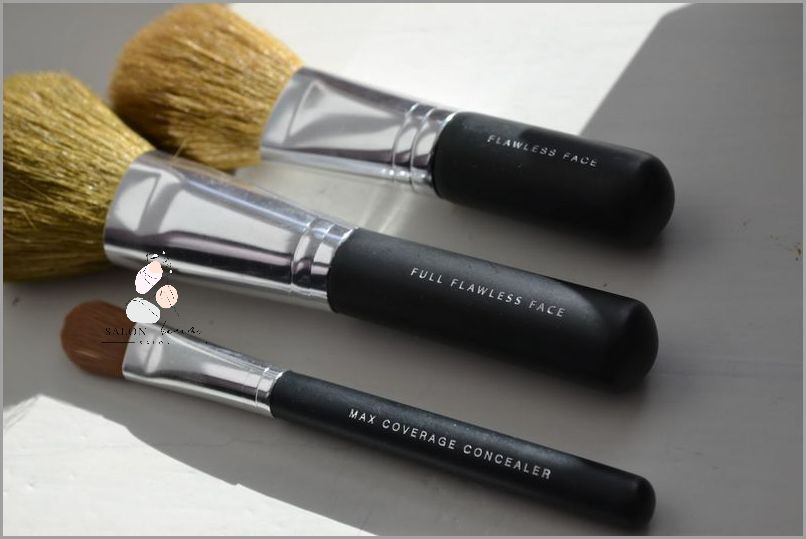 Pędzel Do Podkładu Flawless Brush - Bez Skazy Wygląd!