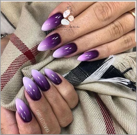 Poznaj Granatowe Ombre Na Paznokciach!