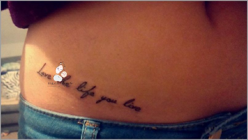 Tatuaż Na Karku Damski Napis - Przeczytaj, Co Oznacza!