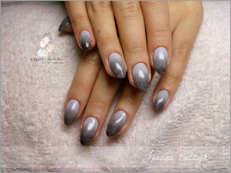 Zobacz jak Wyglądają Paznokcie Ombre Szare!
