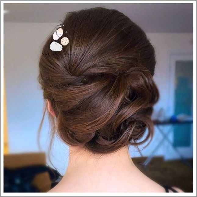 Zobacz Najmodniejsze Fryzury Z Włosów Syntetycznych!