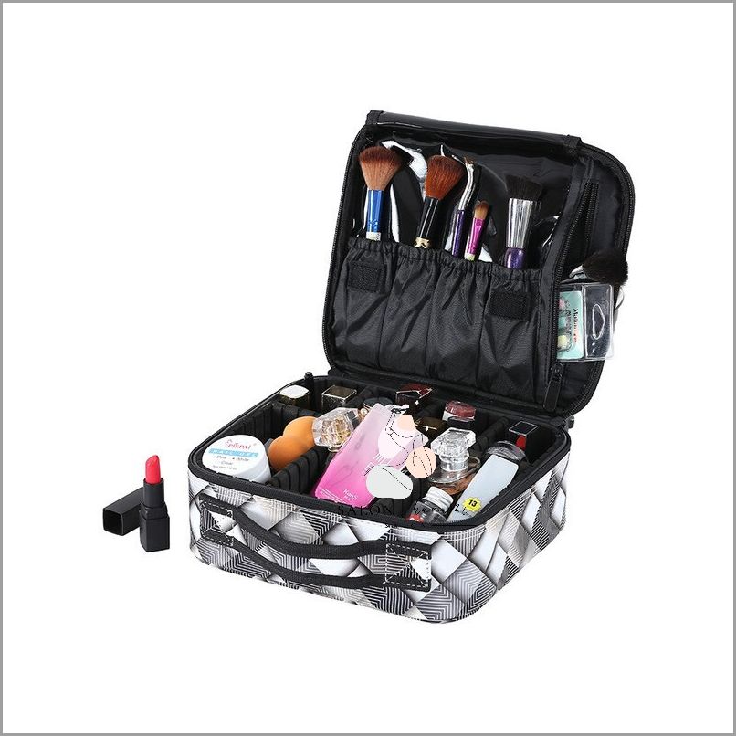 Zobacz Profesjonalny Kuferek Na Kosmetyki!