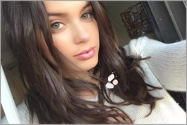 Cudowne Fryzury z Czarnymi Włosami z Brazowymi Refleksami