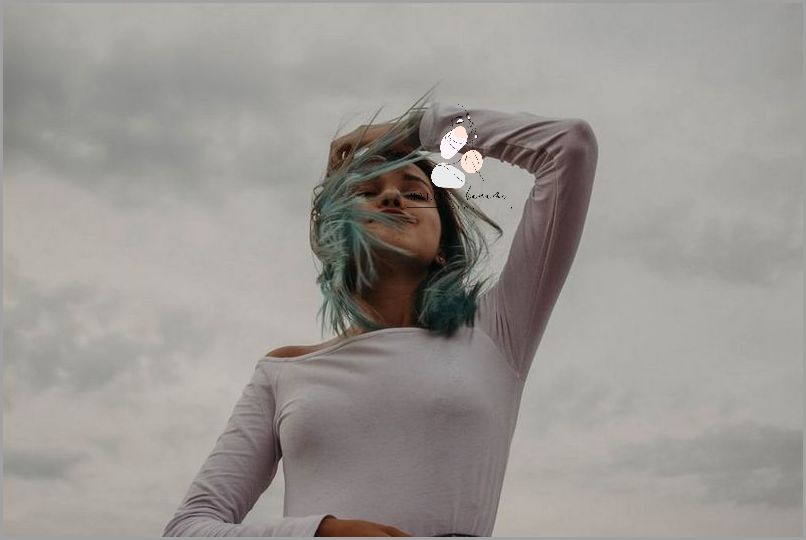 Dziewczyna z Włosami Na Brzuchu? Sprawdź, Co Się Dzieje!