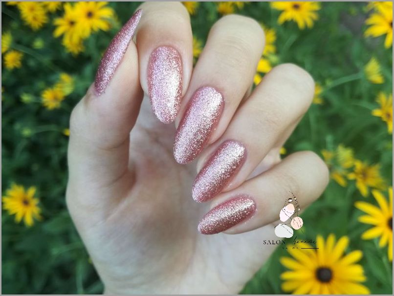 Efekt WOW: Paznokcie Z Folią Hologramową! Efekt WOW: Paznokcie Z Folią Hologramową!