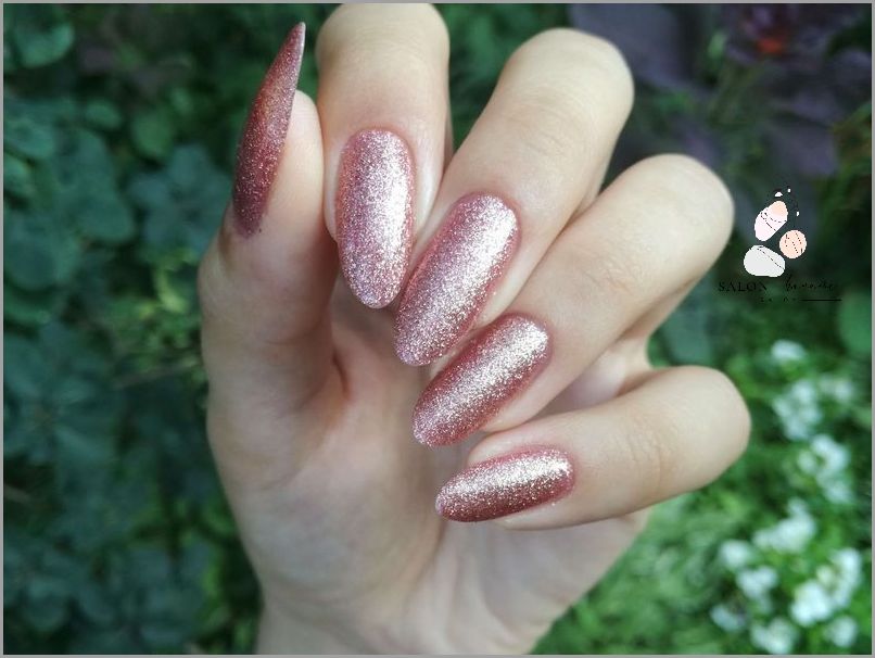 Efekt WOW: Paznokcie Z Folią Hologramową! Efekt WOW: Paznokcie Z Folią Hologramową!