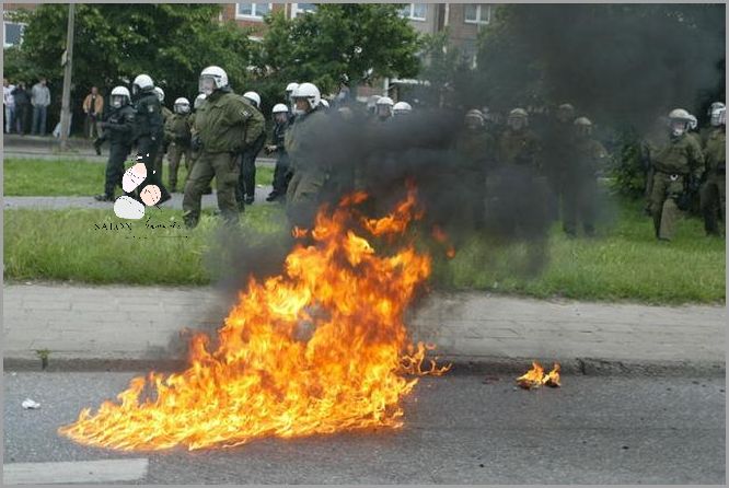Gdzie Wymyślono Koktajl Mołotowa? Przekonaj się!