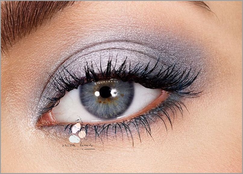 Jak Podkreślić Niebieski Kolor Oczu? Sprawdź! Jak Podkreślić Niebieski Kolor Oczu? Sprawdź!