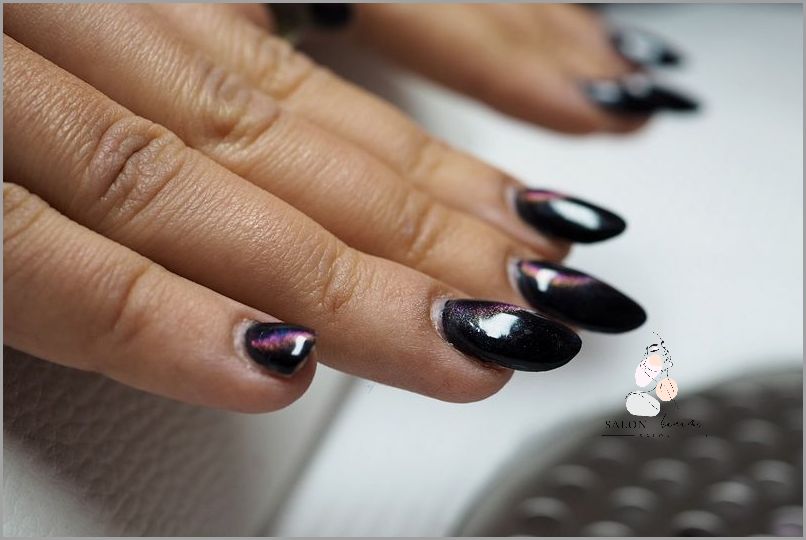 Jak Zdobyć Piękne Paznokcie Rosnące Do Góry?