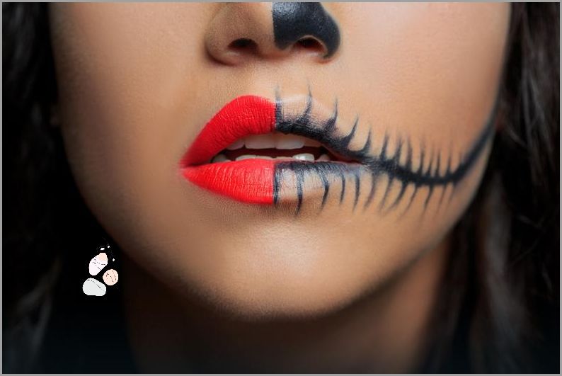 Makijaż Na Halloween: Jak Zrobić Wampirzycę? Makijaż Na Halloween: Jak Zrobić Wampirzycę?