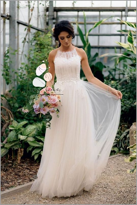 Najpiękniejsza Suknia Ślubna Na Ramiączkach!