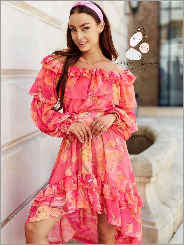 Sukienka W Kwiaty Midi - Nie Przegap Tego Trendu!