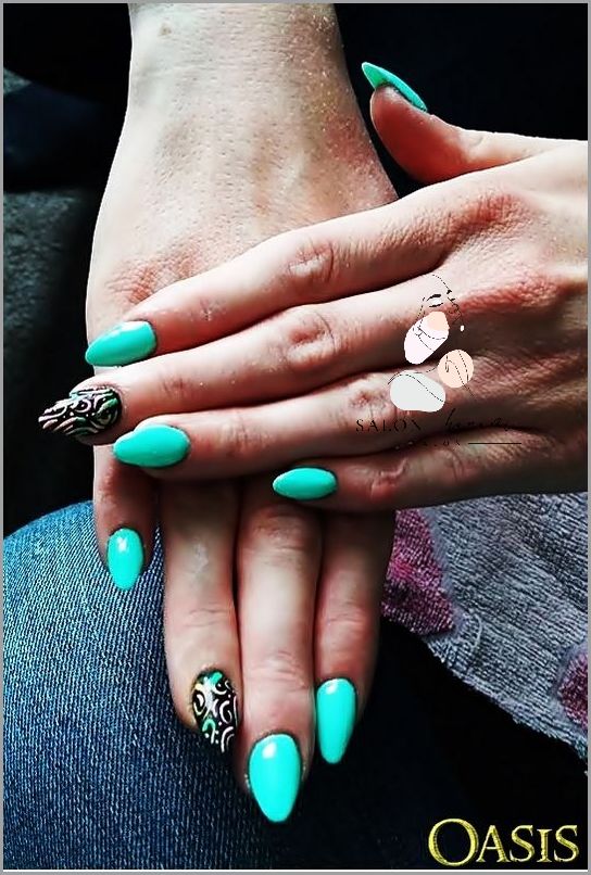 Szybki Tipsy Na Paznokcie U Nóg - Sprawdź!