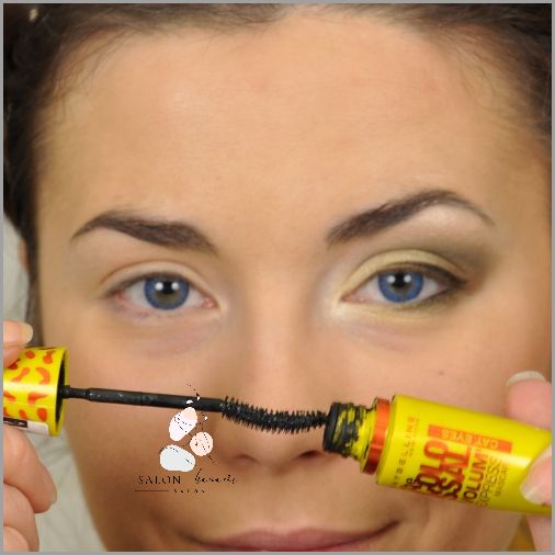 Ujawniamy: Makijaż Ślubny Dla Brunetek O Niebieskich Oczach!