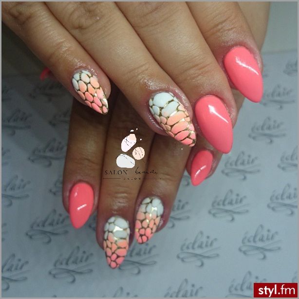 Uwielbiasz Lakiery Do Paznokci? Spraw Sobie Półkę Na Lakiery!