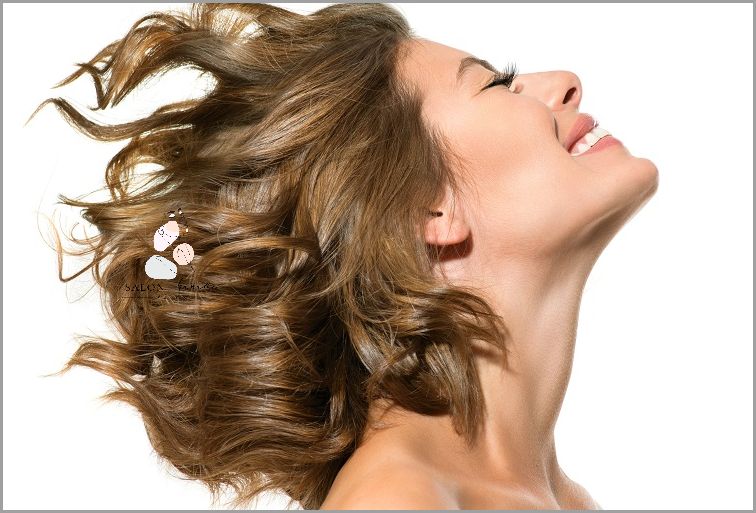 Zachwyć Się Fale Na Włosach Do Ramion!