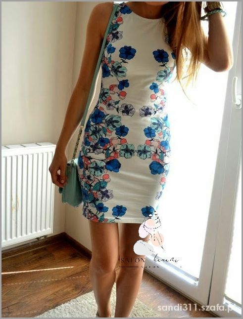 Hm Sukienka W Kwiaty - Nie Przegapcie! Hm Sukienka W Kwiaty - Nie Przegapcie!