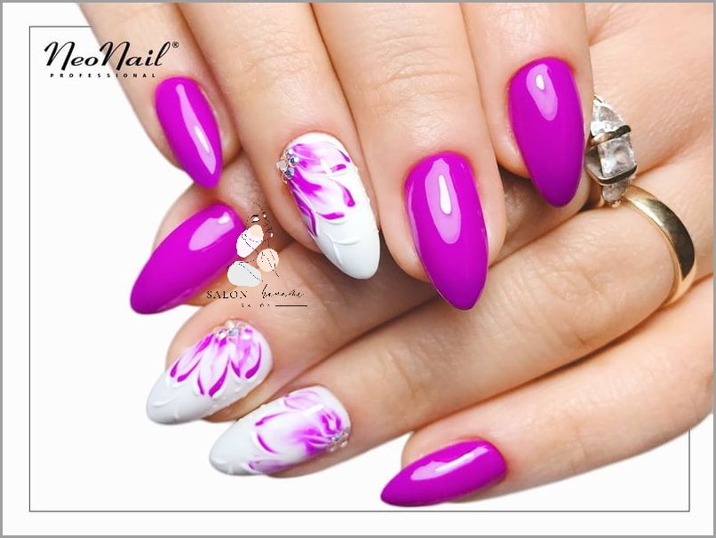 Neonail Top Shine Bright: Przyciągnij uwagę!