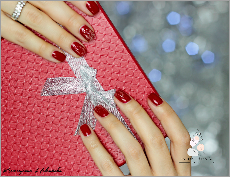 Paznokcie Czerwone Ze Srebrnym - Sprawdź, Jak Wyglądają!&rdquo;