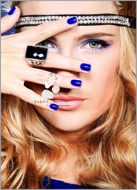 Paznokcie Kociego Oka w Niesamowitym Niebieskim Odcieniu!