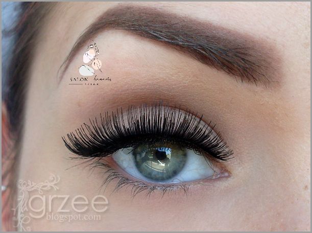 Kępki Rzęs W Kąciku: Sposób Na Wyraźne Spojrzenie! Kępki Rzęs W Kąciku: Sposób Na Wyraźne Spojrzenie!