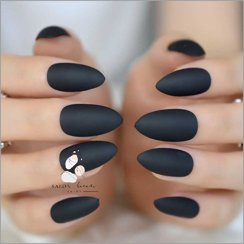 Pure Black Neonail - Przepiękny Manicure! Pure Black Neonail - Przepiękny Manicure!