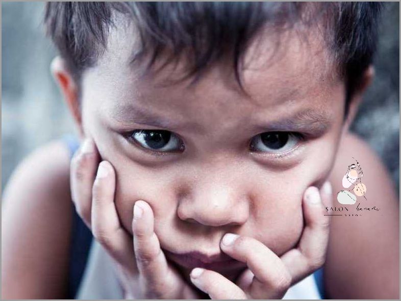 Uwaga! Rozdwajanie Paznokci U Dzieci - co robić?