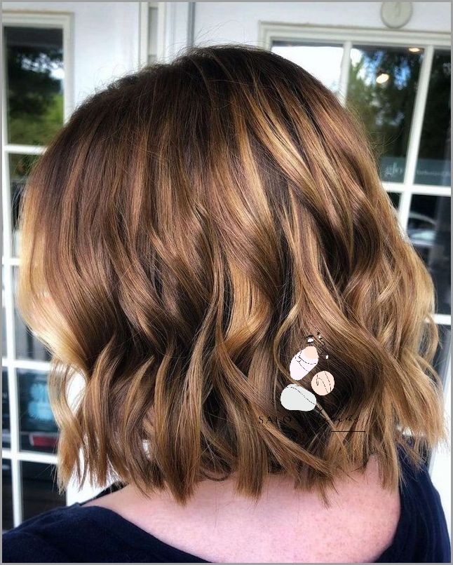 8 Sposobów na Upięte Włosy Z Grzywką! 8 Sposobów na Upięte Włosy Z Grzywką!