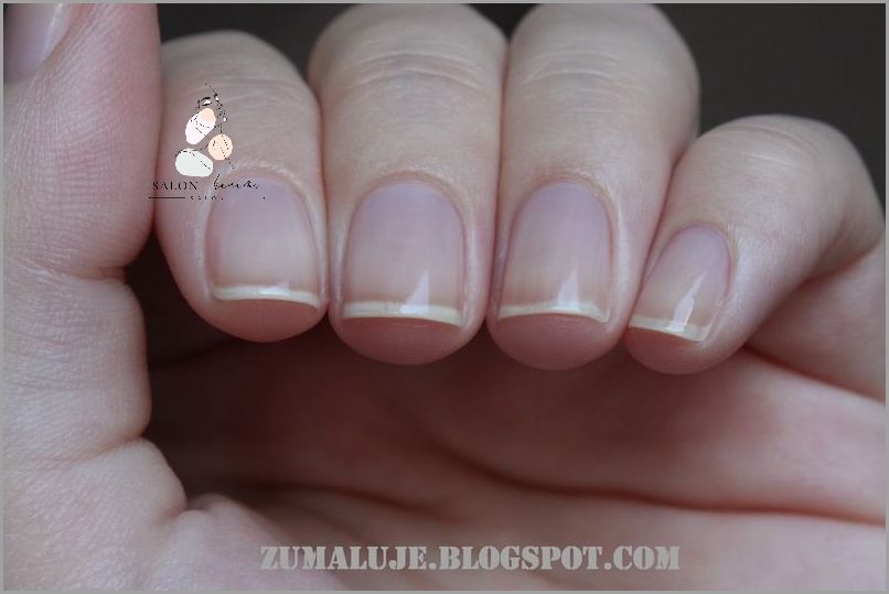 Ona ma tajemnicę - Hebe Lakiery Do Paznokci Ona ma tajemnicę - Hebe Lakiery Do Paznokci