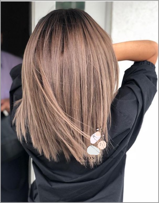 Zimny Blond Krótkie Włosy: Odkryj Najmodniejszy Trend!