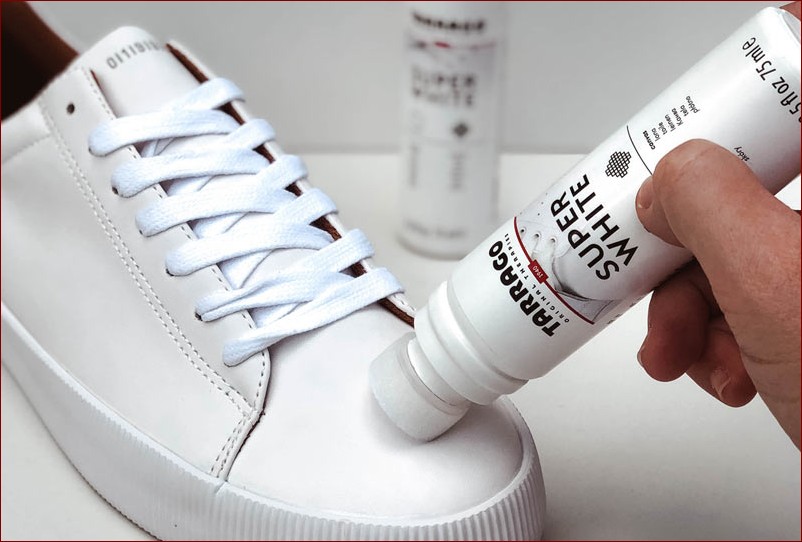Biała farba do butów: Kompleksowy przewodnik, jak odświeżyć swoje ulubione obuwie