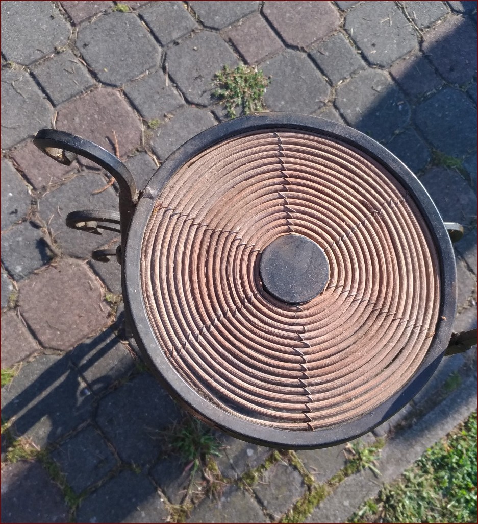 Donice metalowe do ogrodu - wytrzymałe i stylowe rozwiązanie na lata