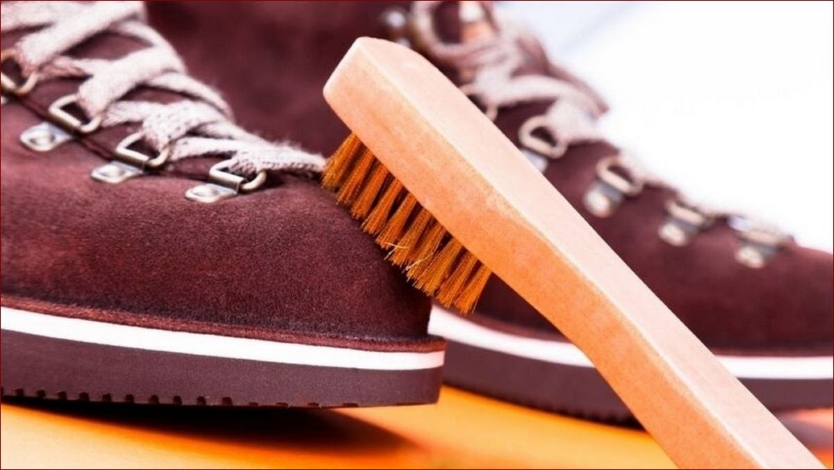 Jak wyczyścić zamszowe buty - skuteczny przewodnik dla wymagających