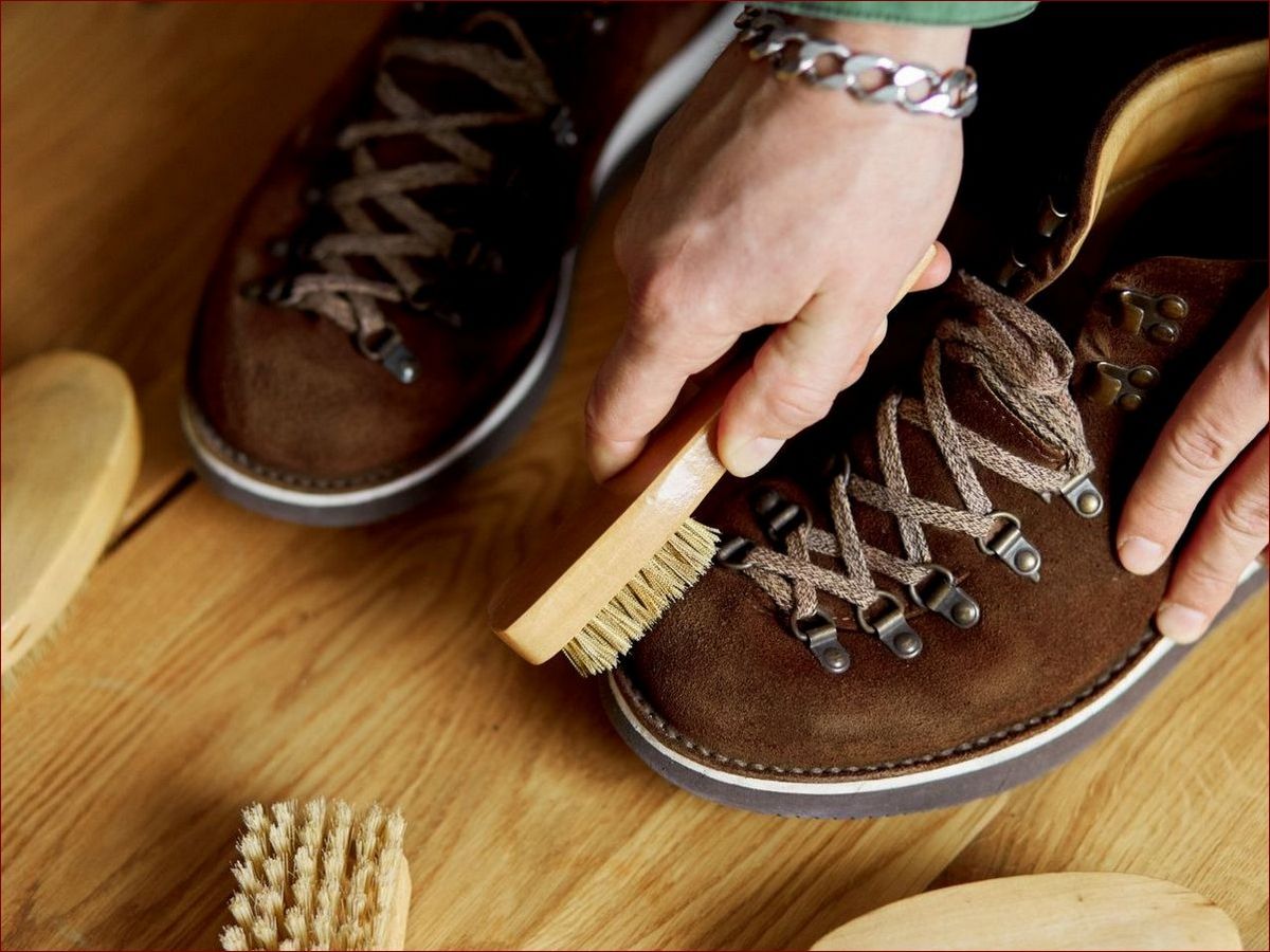 Jak wyczyścić zamszowe buty - skuteczny przewodnik dla wymagających