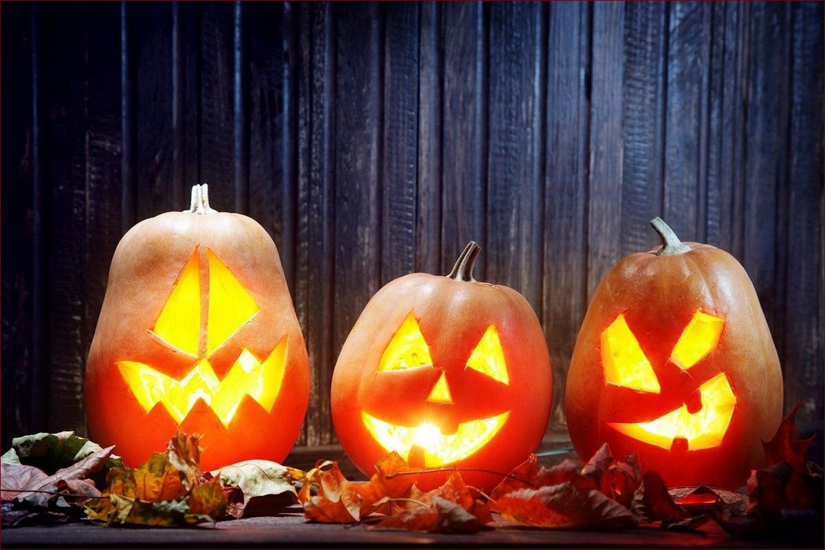 Dynia na Halloween: Niezwykłe dekoracje i pyszne przekąski z dyni
