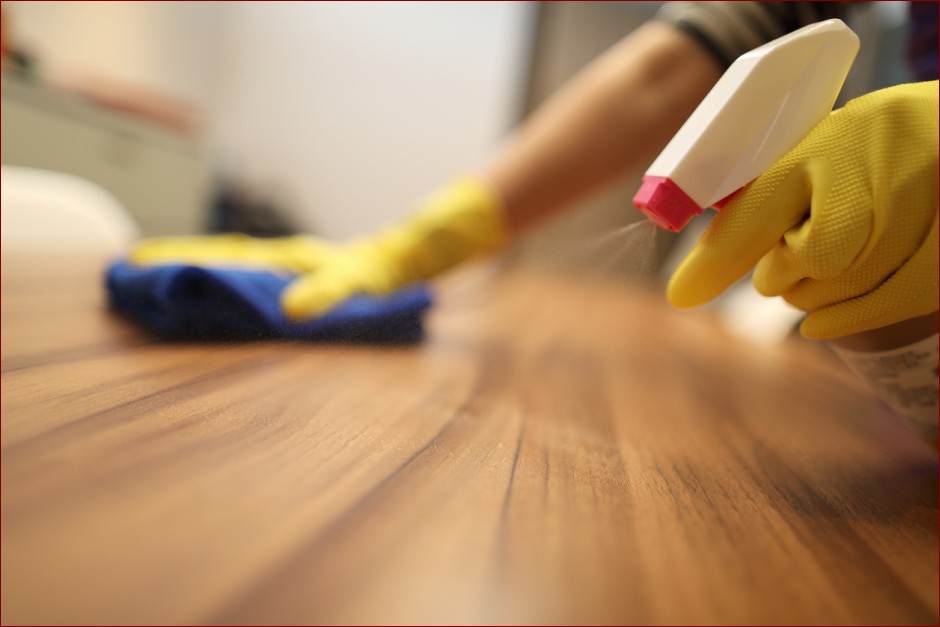 Jak pozbyć się kurzu: 7 trików, które zmienią Twój dom w oazę czystości!