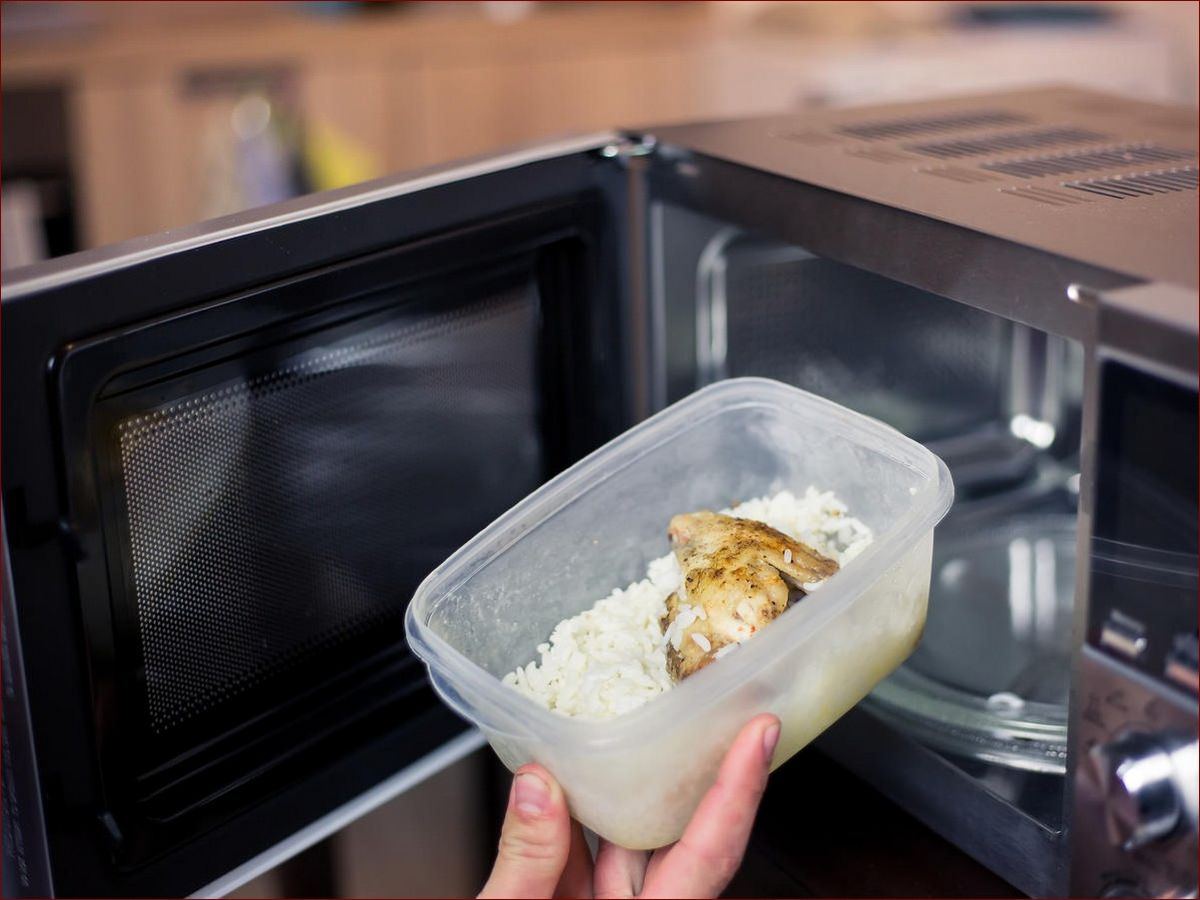 Jak sprawdzić czy gaz się ulatnia? Poznaj niezawodne metody detekcji wycieków