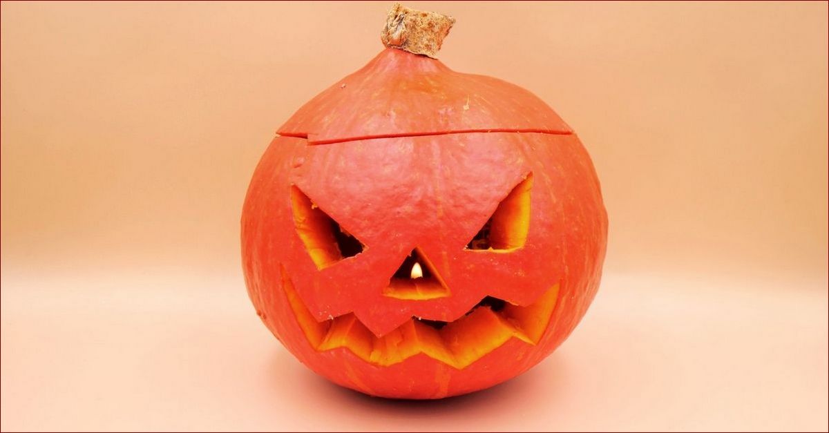 Jak wyciąć dynie na Halloween: 7 trików, które zamienią dynię w arcystraszydło