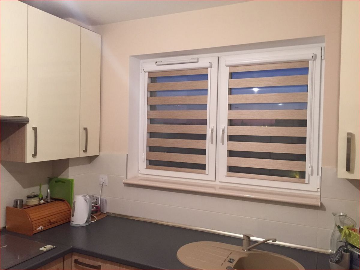 Jak wyczyścić rolety dzień noc? Skuteczne techniki dla lśniących rolet