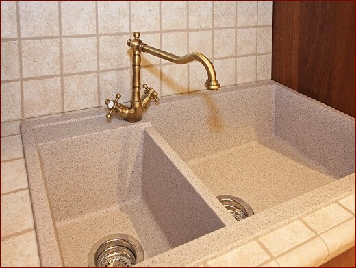 Jak wyczyścić zlew? Kompletny poradnik z krok po kroku od ekspertów